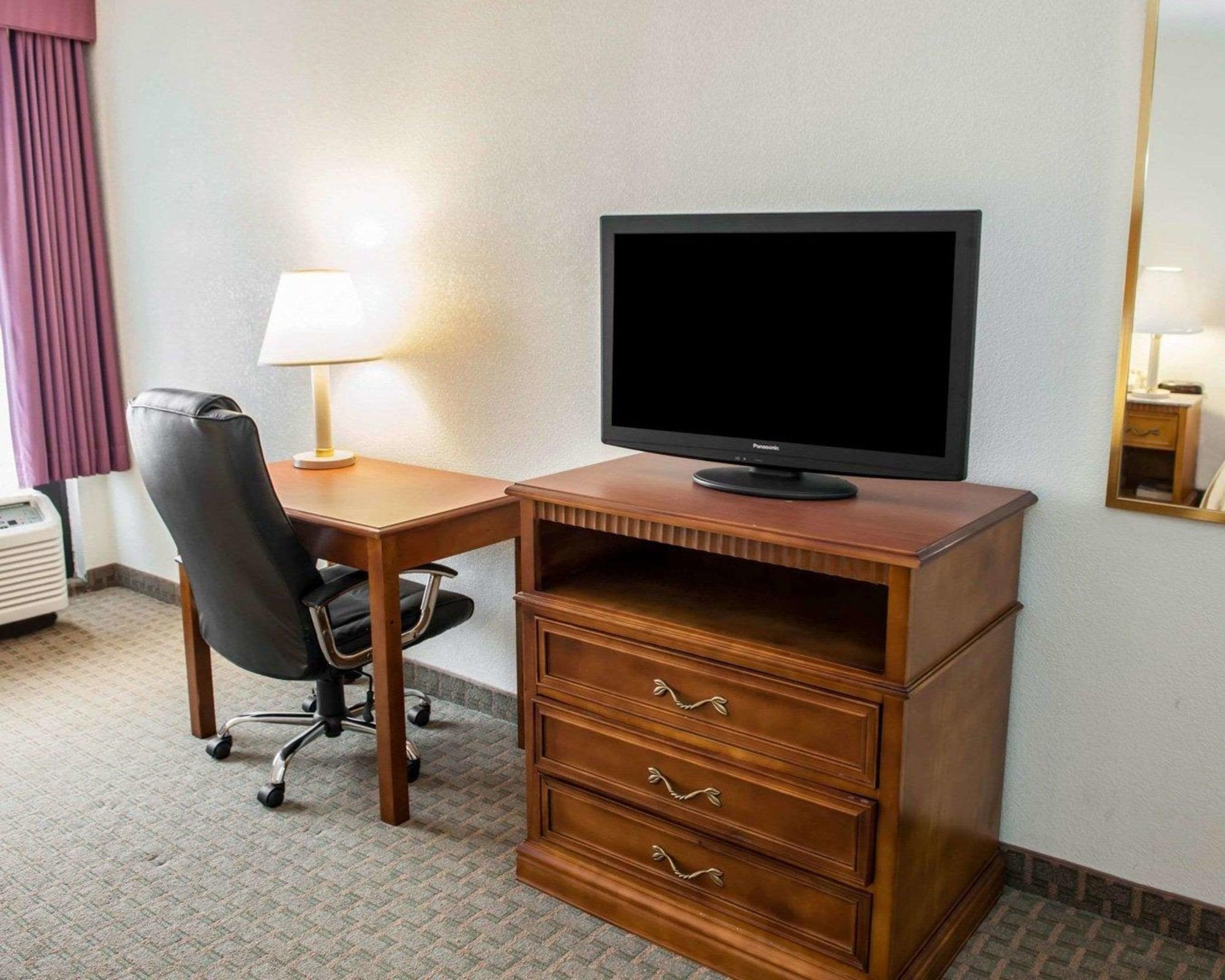 Quality Inn And Suites Indianapolis Exteriér fotografie