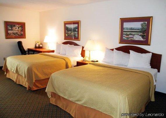 Quality Inn And Suites Indianapolis Pokoj fotografie