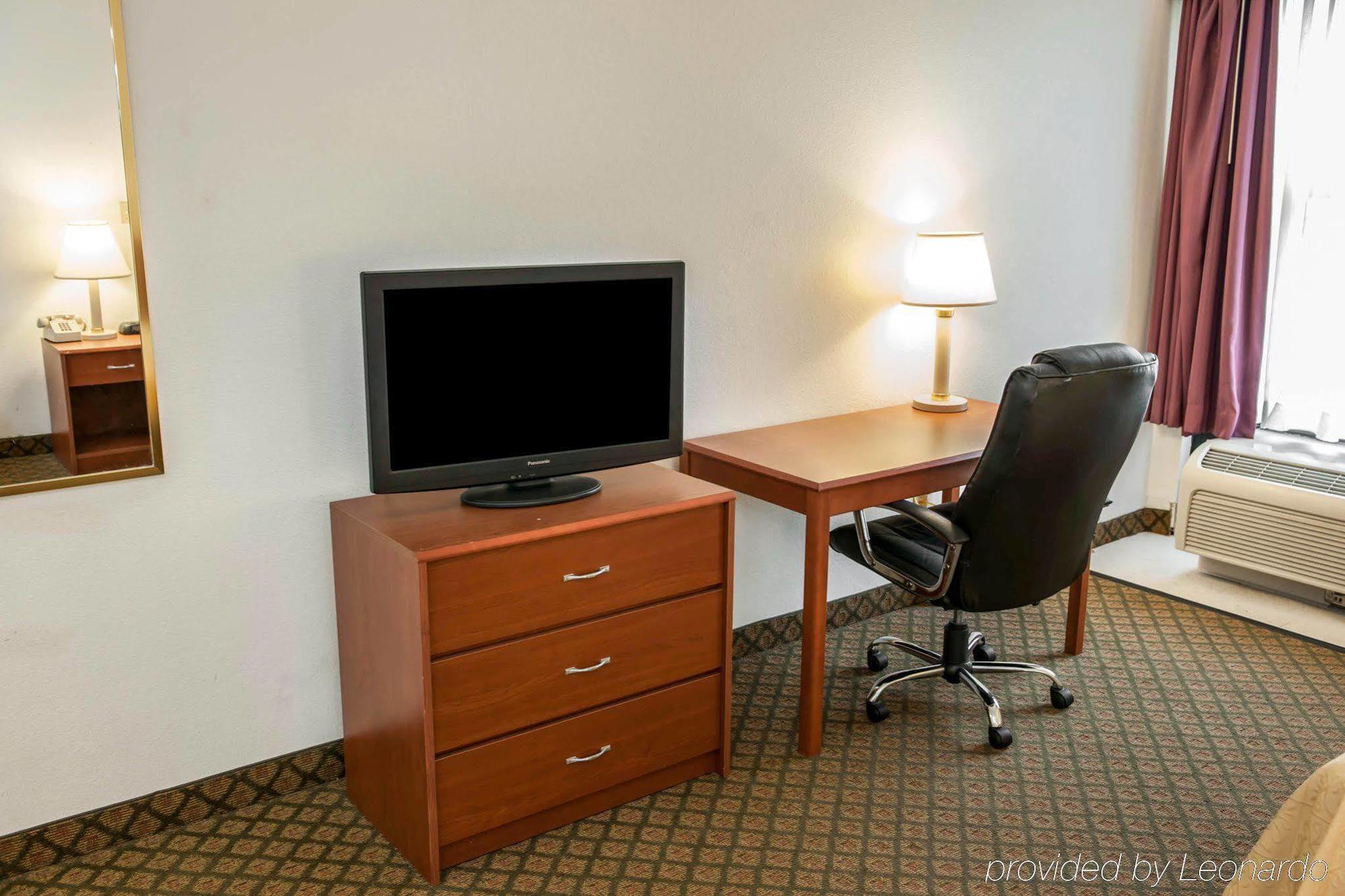 Quality Inn And Suites Indianapolis Exteriér fotografie
