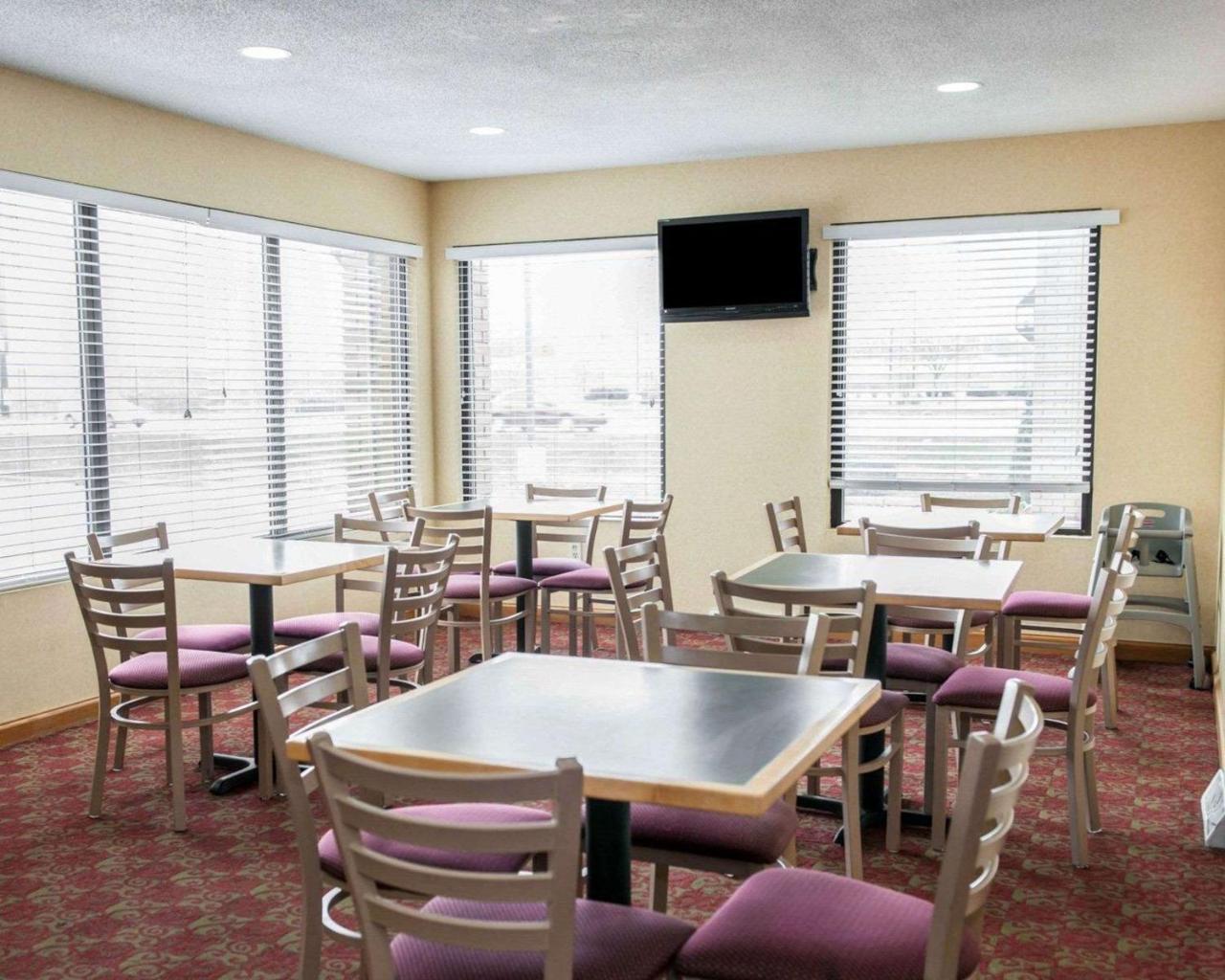 Quality Inn And Suites Indianapolis Exteriér fotografie