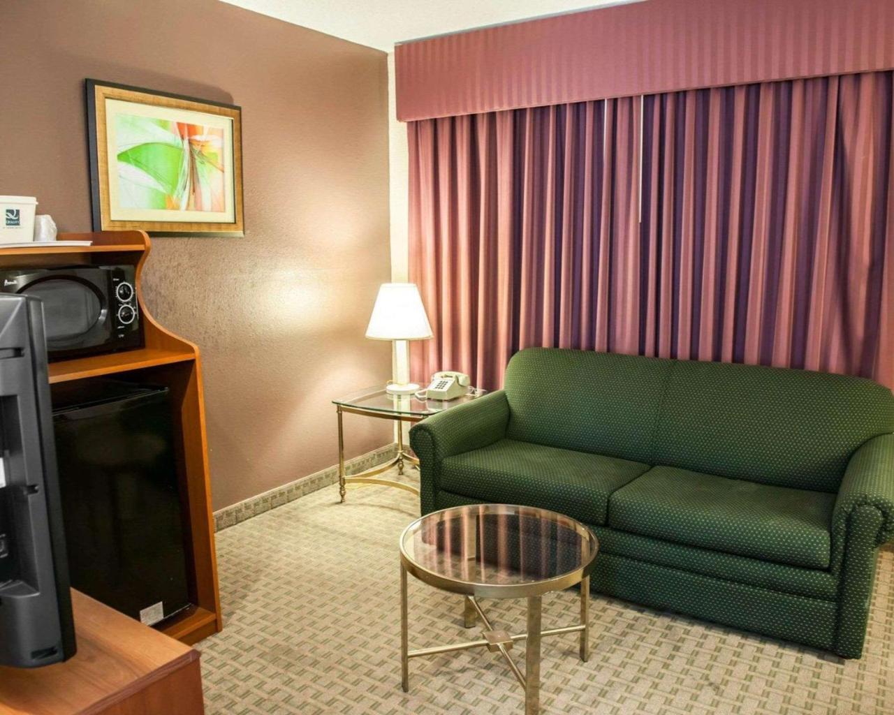 Quality Inn And Suites Indianapolis Exteriér fotografie