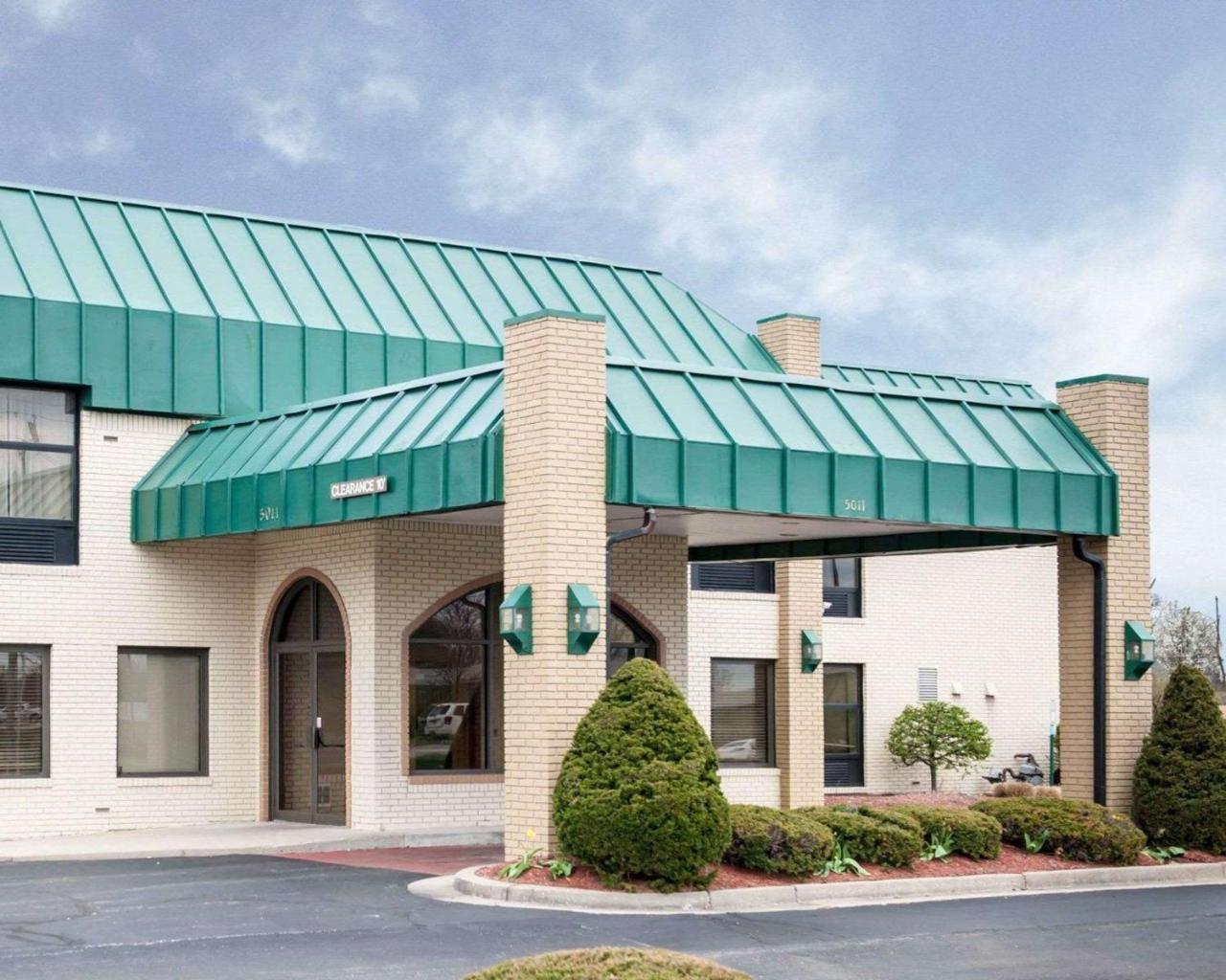 Quality Inn And Suites Indianapolis Exteriér fotografie