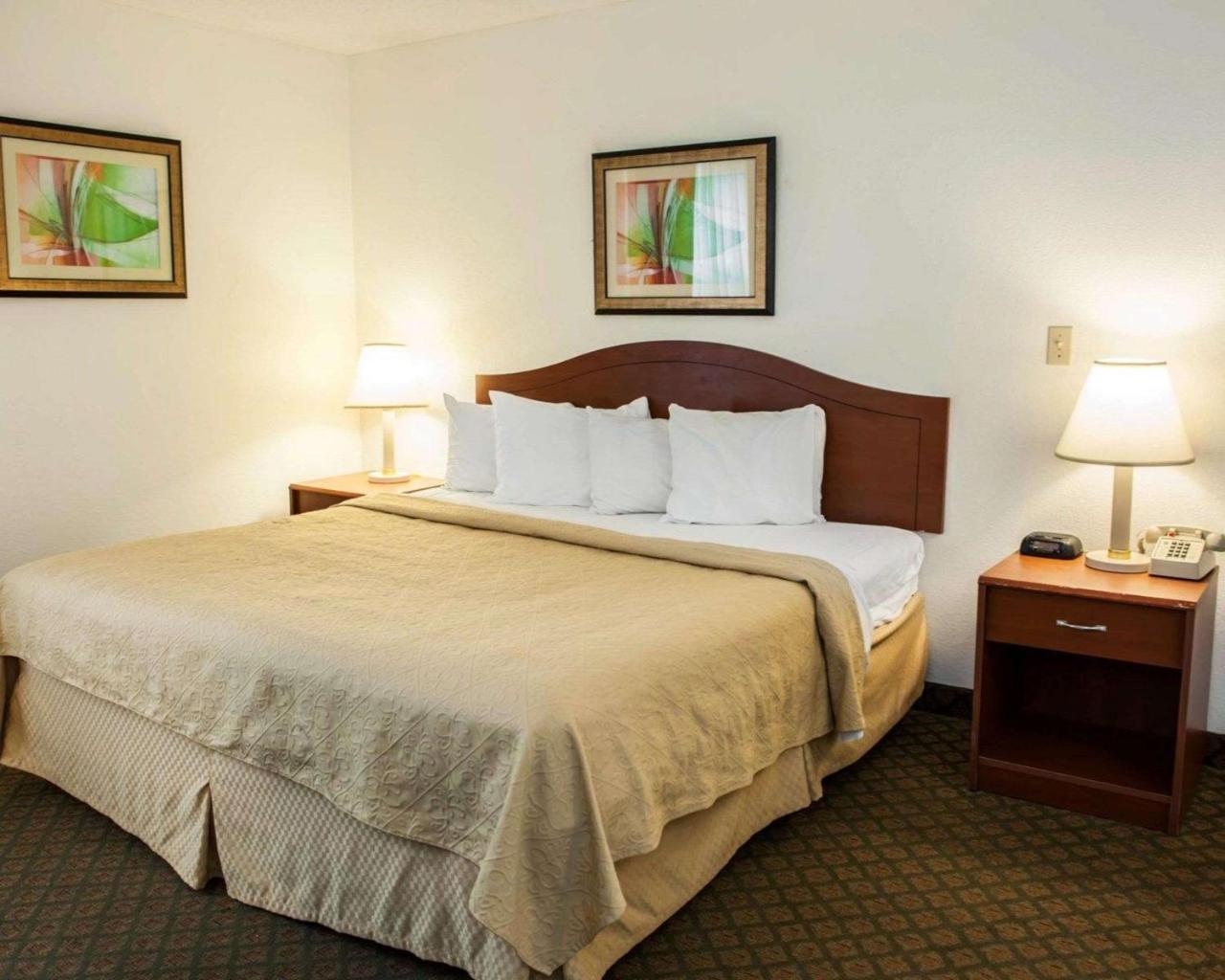 Quality Inn And Suites Indianapolis Exteriér fotografie